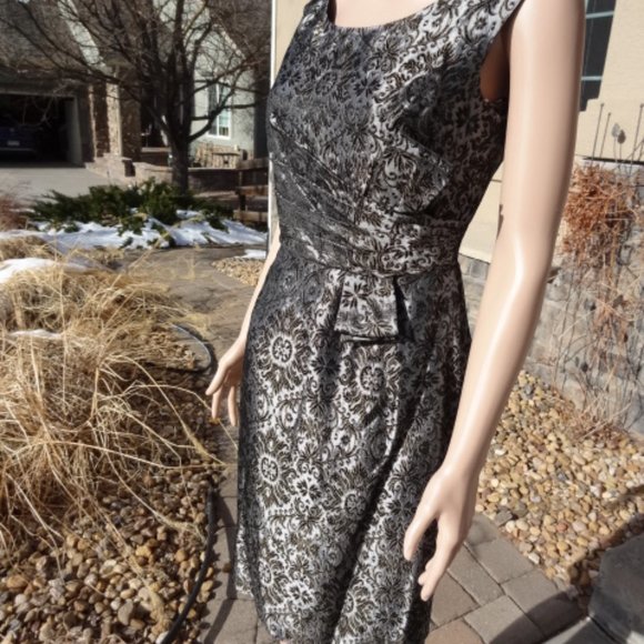 Kay Unger Embroidered Cocktail Dress SZ 4 NWT - Picture 2 of 10